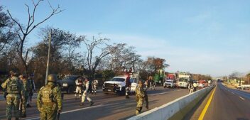 Tras enfrentamiento, soldados y policías toman el control del tramo Coita – Tuxtla