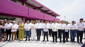 Entrega ERA obras y apoyos de Conecta en la UPTap
