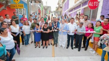 Inaugura Ángel Torres otra calle nueva en San Pedro Progresivo
