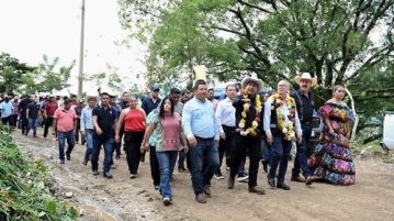 Impulsa ERA obras y acciones para el bienestar en Ixhuatán y Amatán
