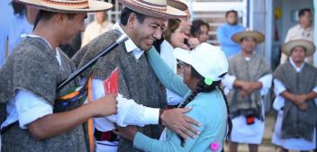 Impulsa ERA alfabetización e infraestructura social y educativa en Santiago El Pinar y Aldama