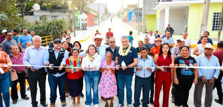 Angel Torres inaugura obra en Copoya con el programa Calles Felices
