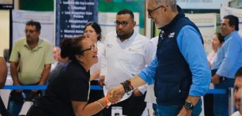 Concurrido Lunes del Pueblo; edil tuxtlecos atiende más de 400 solicitudes