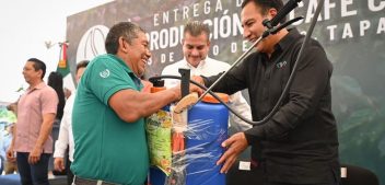 Eduardo Ramírez reafirma compromiso con el sector cafetalero de Tapachula
